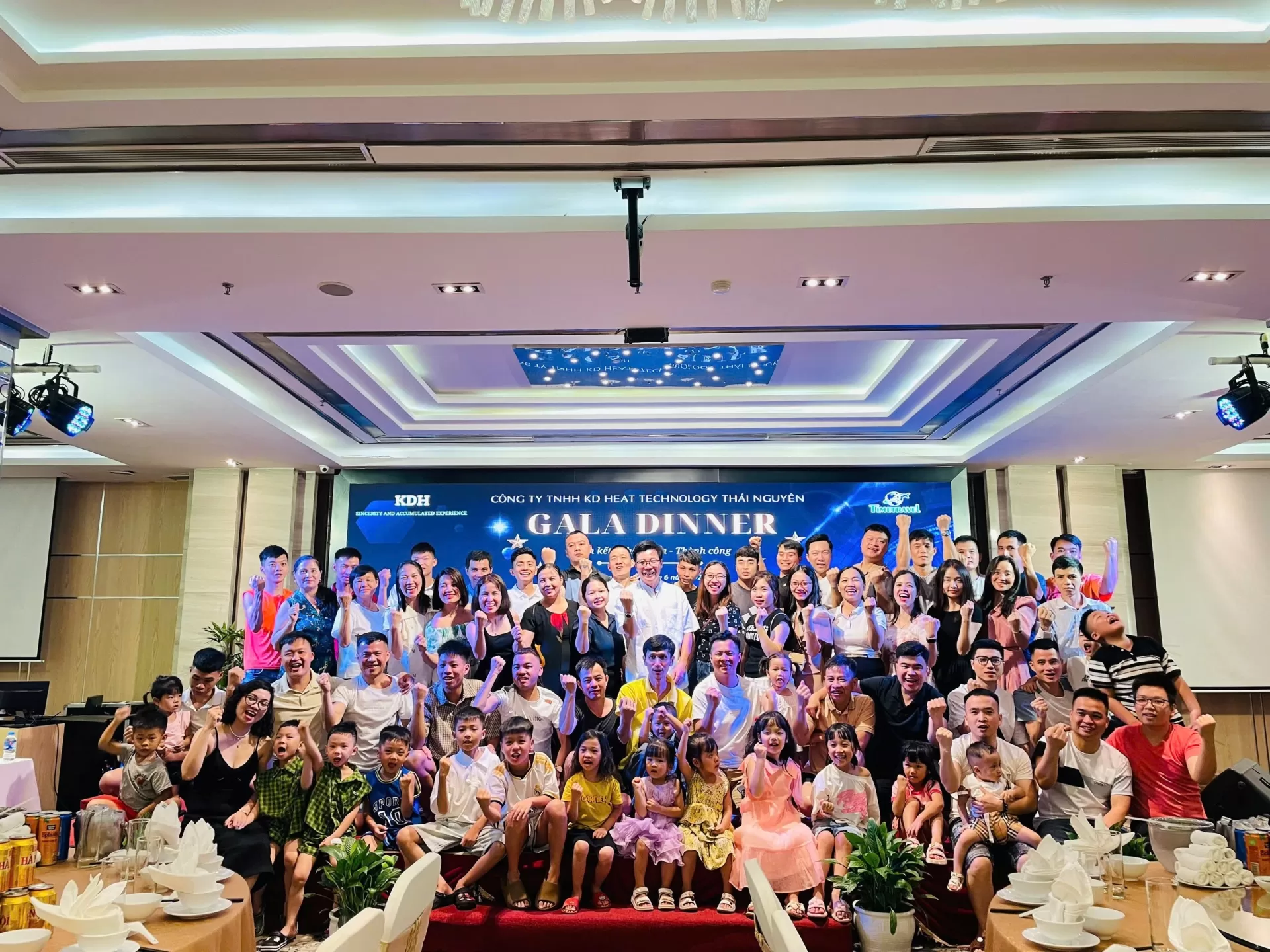 Team building, du lịch hè